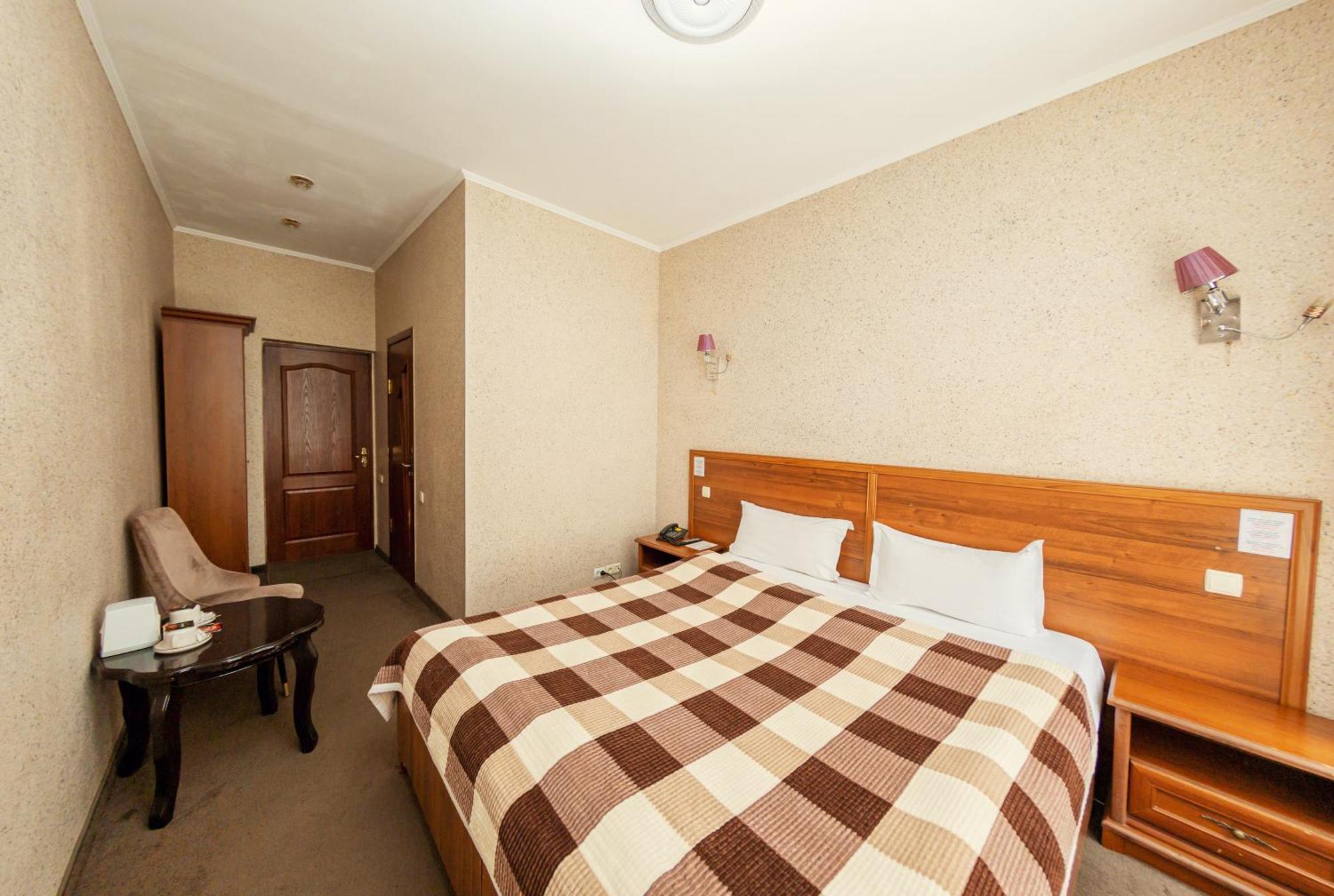 Ajour Hotel Almaty Exterior photo