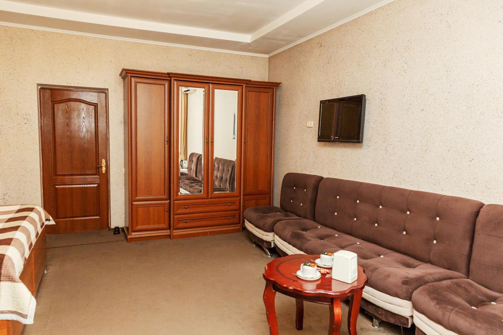 Ajour Hotel Almaty Exterior photo