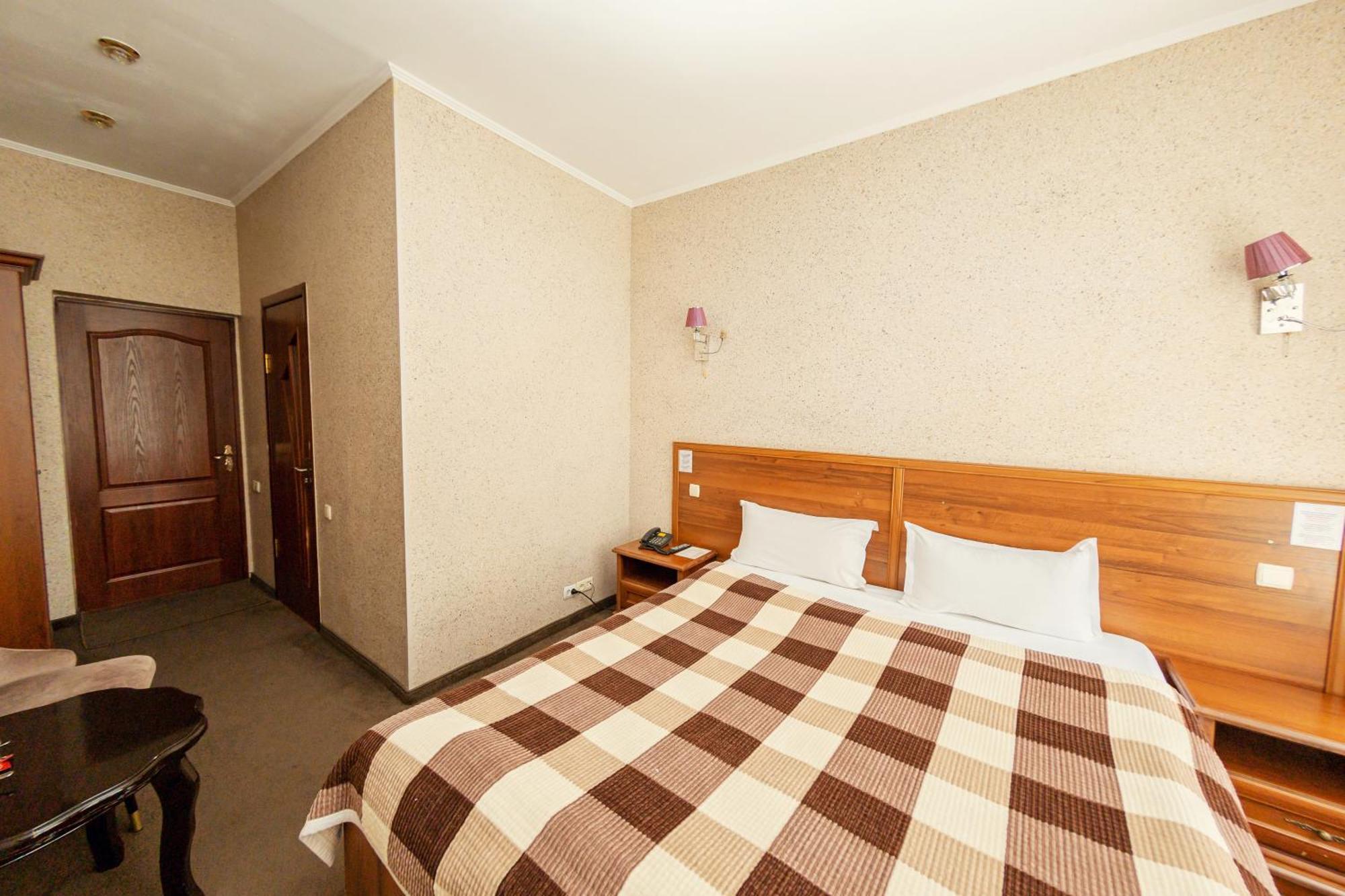 Ajour Hotel Almaty Exterior photo