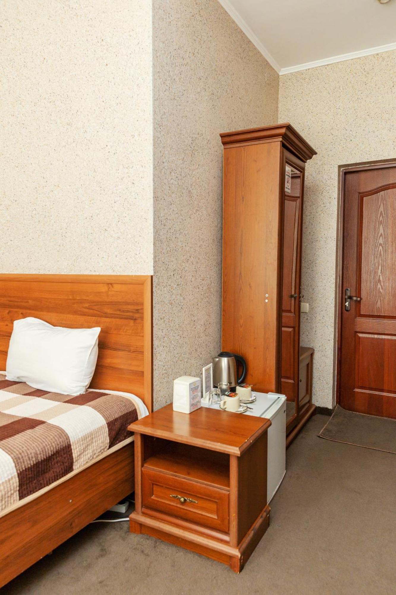 Ajour Hotel Almaty Exterior photo