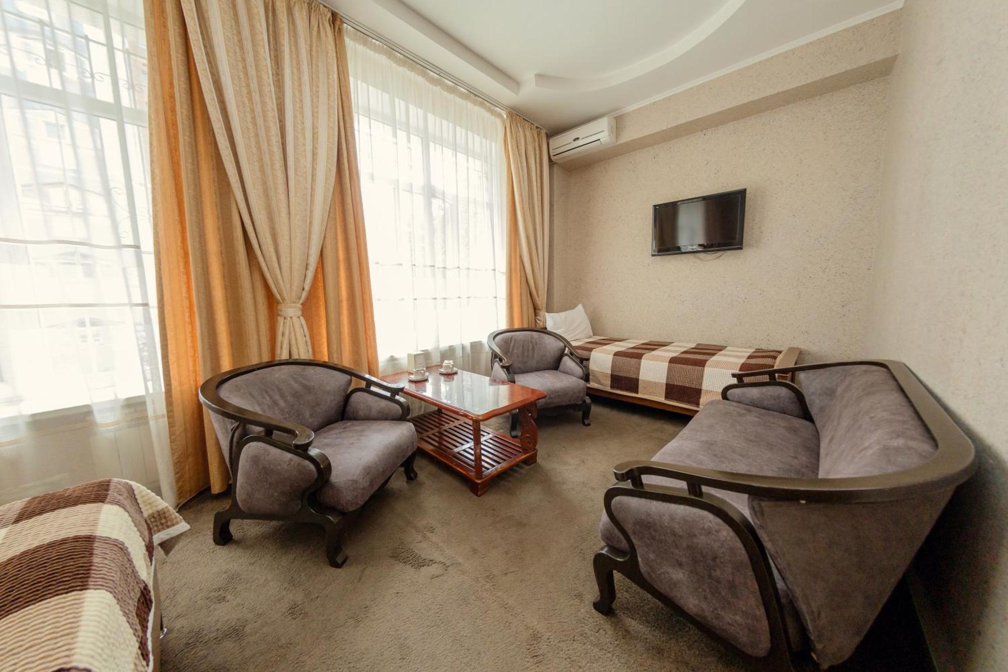 Ajour Hotel Almaty Exterior photo