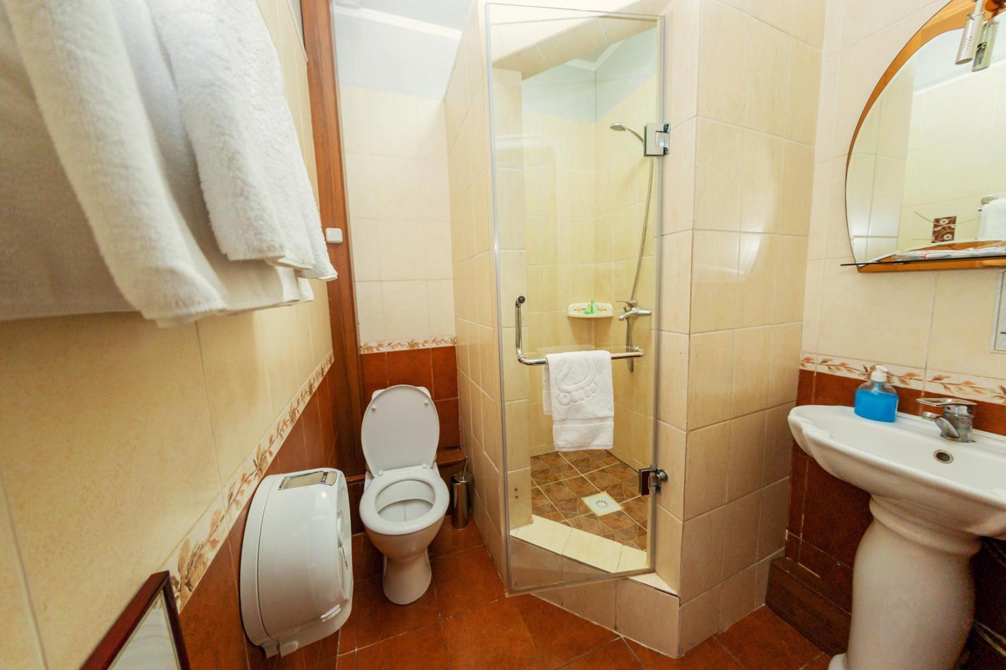 Ajour Hotel Almaty Exterior photo