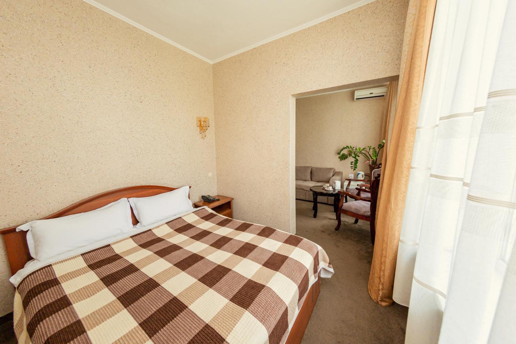Ajour Hotel Almaty Exterior photo